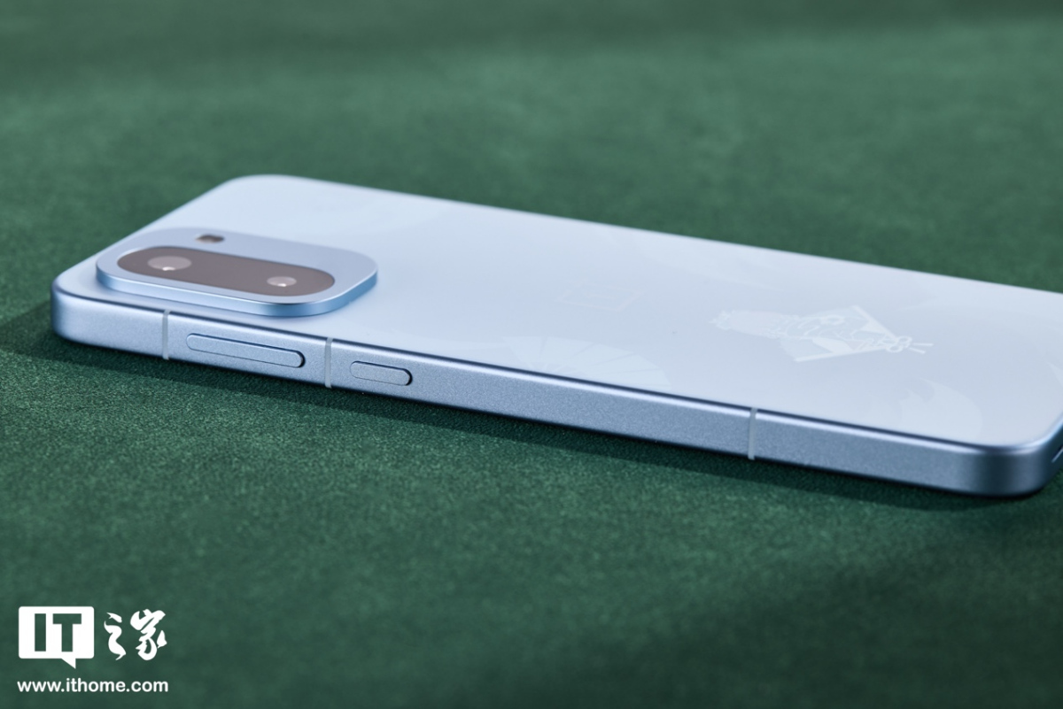 一加Ace 6T原神定制机开箱图赏：“白鹭公主”神里绫华再临_一加Ace 6T原神定制机开箱图赏：“白鹭公主”神里绫华再临_