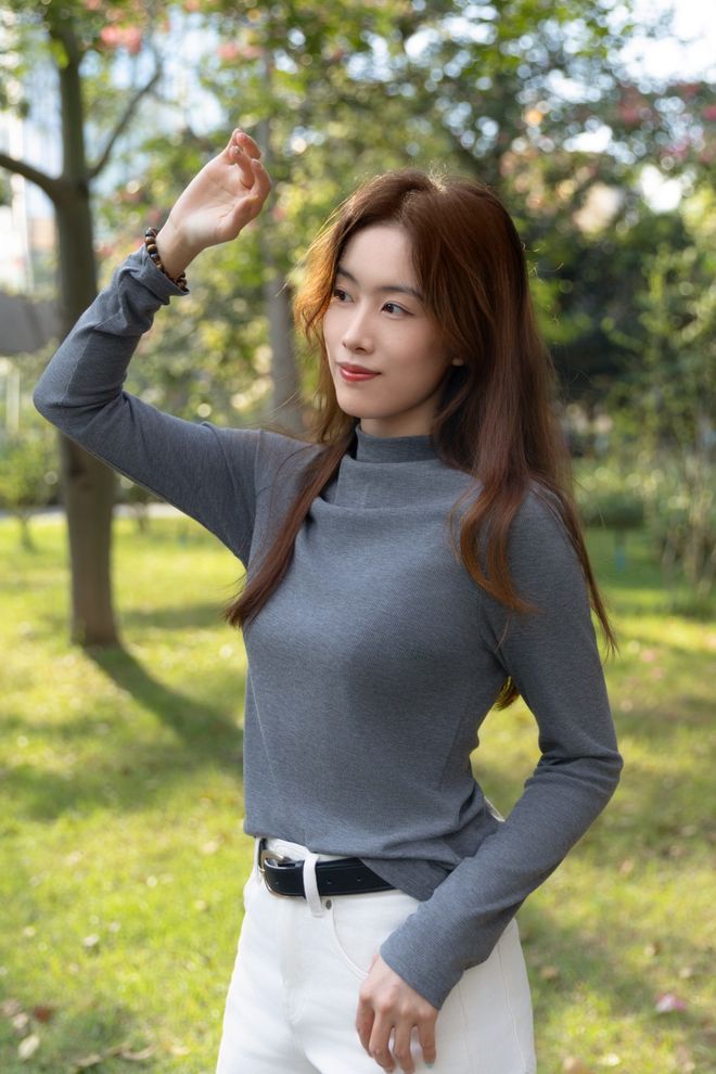 _推广|| 冬天很难不爱这一件，我靠它搭遍了所有外套_推广|| 冬天很难不爱这一件，我靠它搭遍了所有外套