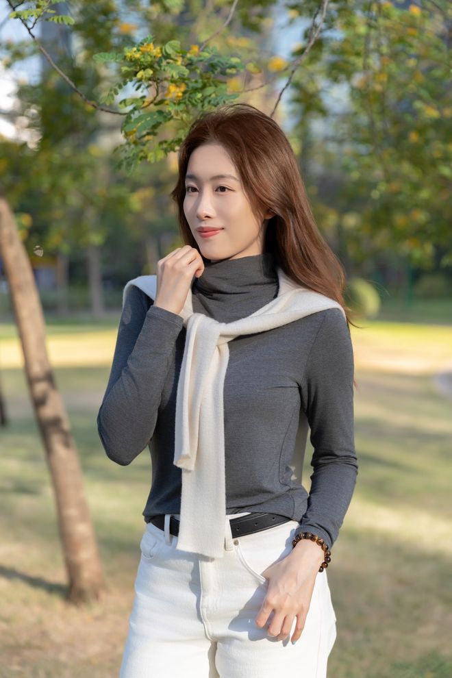 推广|| 冬天很难不爱这一件，我靠它搭遍了所有外套_推广|| 冬天很难不爱这一件，我靠它搭遍了所有外套_