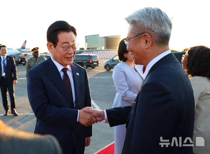 土耳其外套_土耳其礼服_