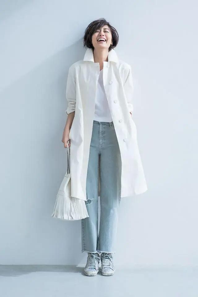 简约搭配衣服__简约穿着风格