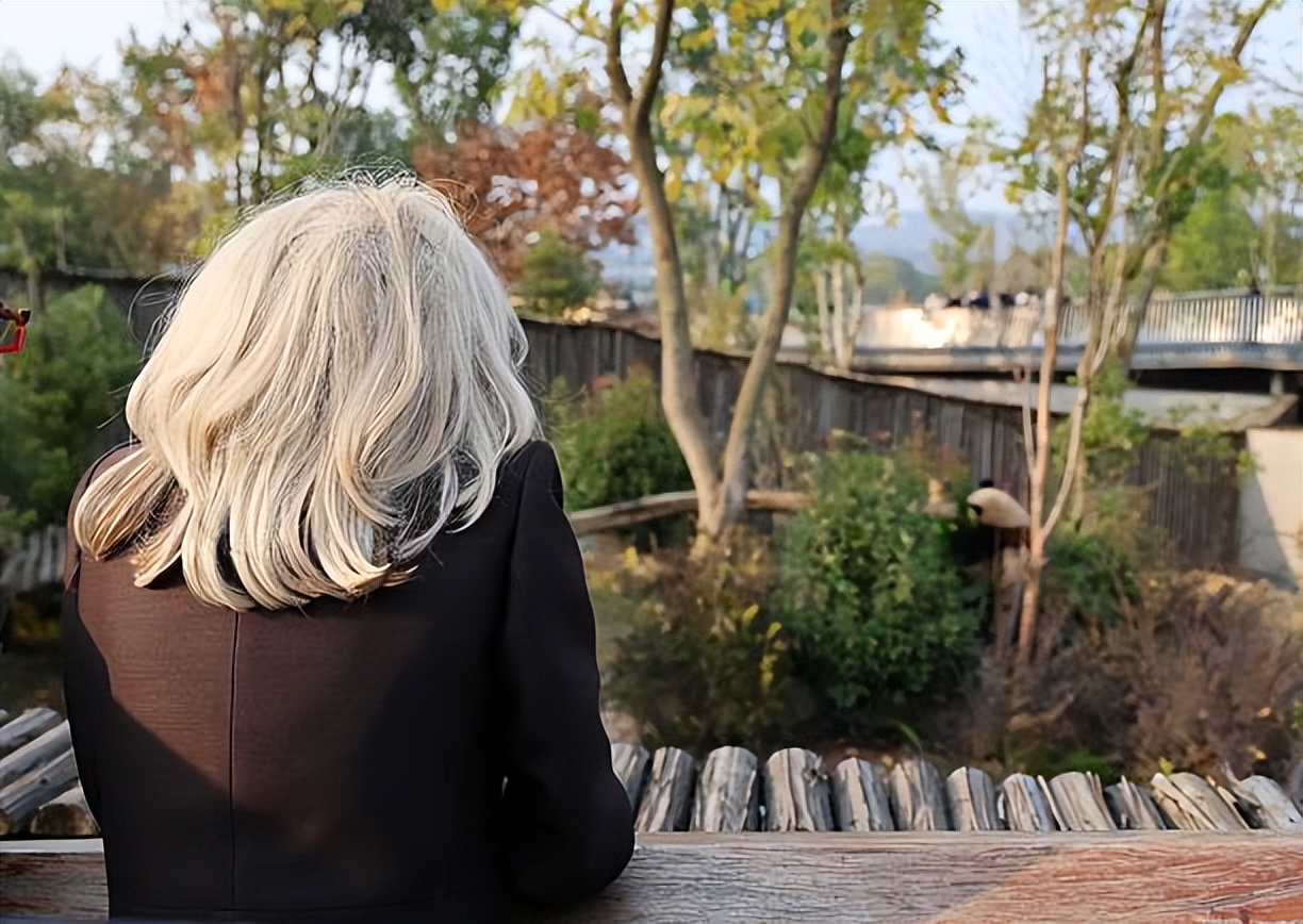 成都去哪看前列腺好__成都那个熊猫基地好