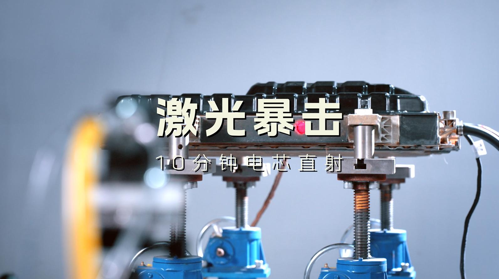 让出轨的人见识下厉害_红旗检阅车通过视频_