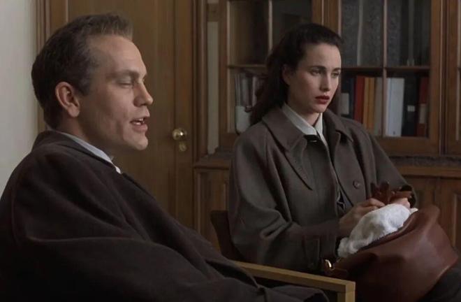 老电影,冬季“衣慌”的一种解药_老电影,冬季“衣慌”的一种解药_