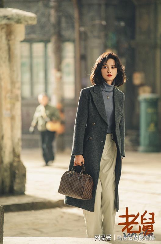 _老画像保存的方法_画像中的老妇人在哪里