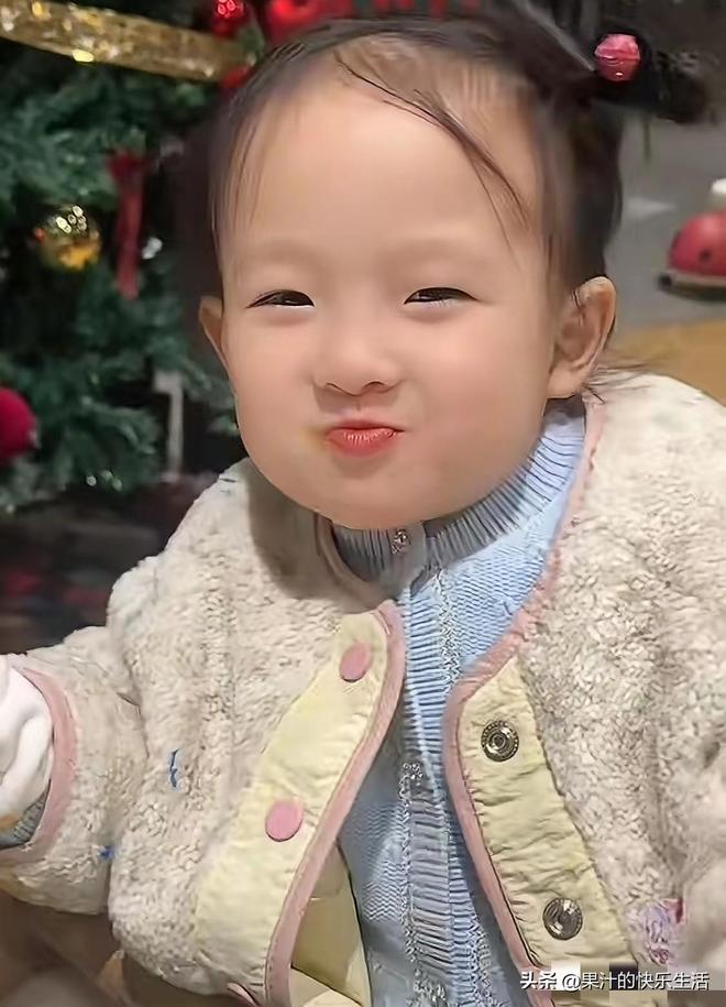 一月男友是谁__交往两个月男友提分手