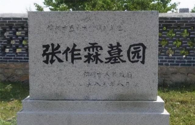 老外游故宫视频__老外在故宫拍老照片