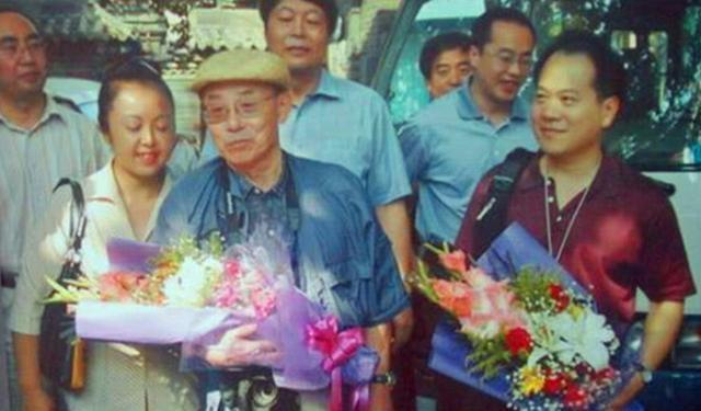 _老外游故宫视频_老外在故宫拍老照片