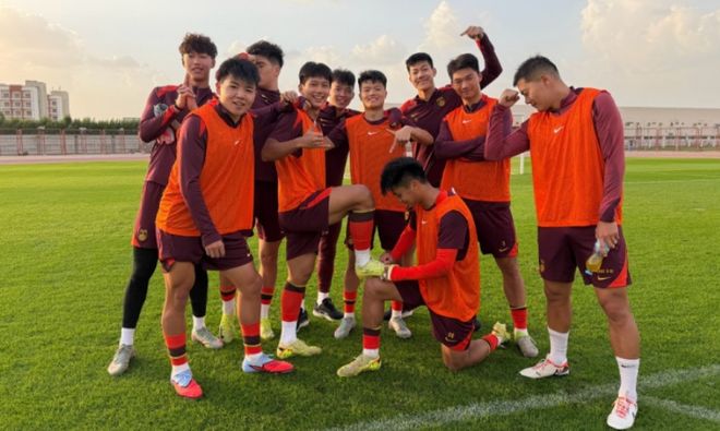 澳大利亚足球亚洲杯_亚洲杯预选赛澳大利亚对中国_