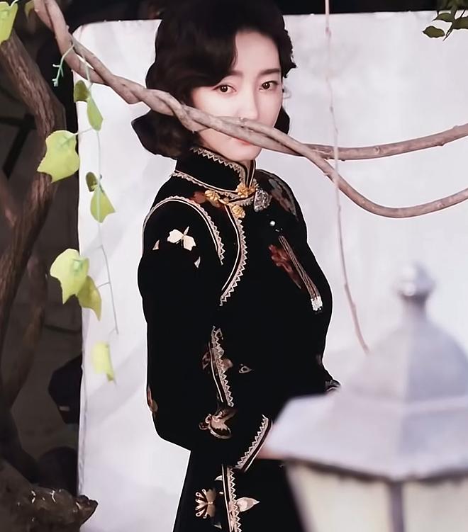 _诈骗13.9亿、金条茅台垫桌腿，王丽坤"豪门"成噩梦 ，刘涛深受其害_诈骗13.9亿、金条茅台垫桌腿，王丽坤"豪门"成噩梦 ，刘涛深受其害