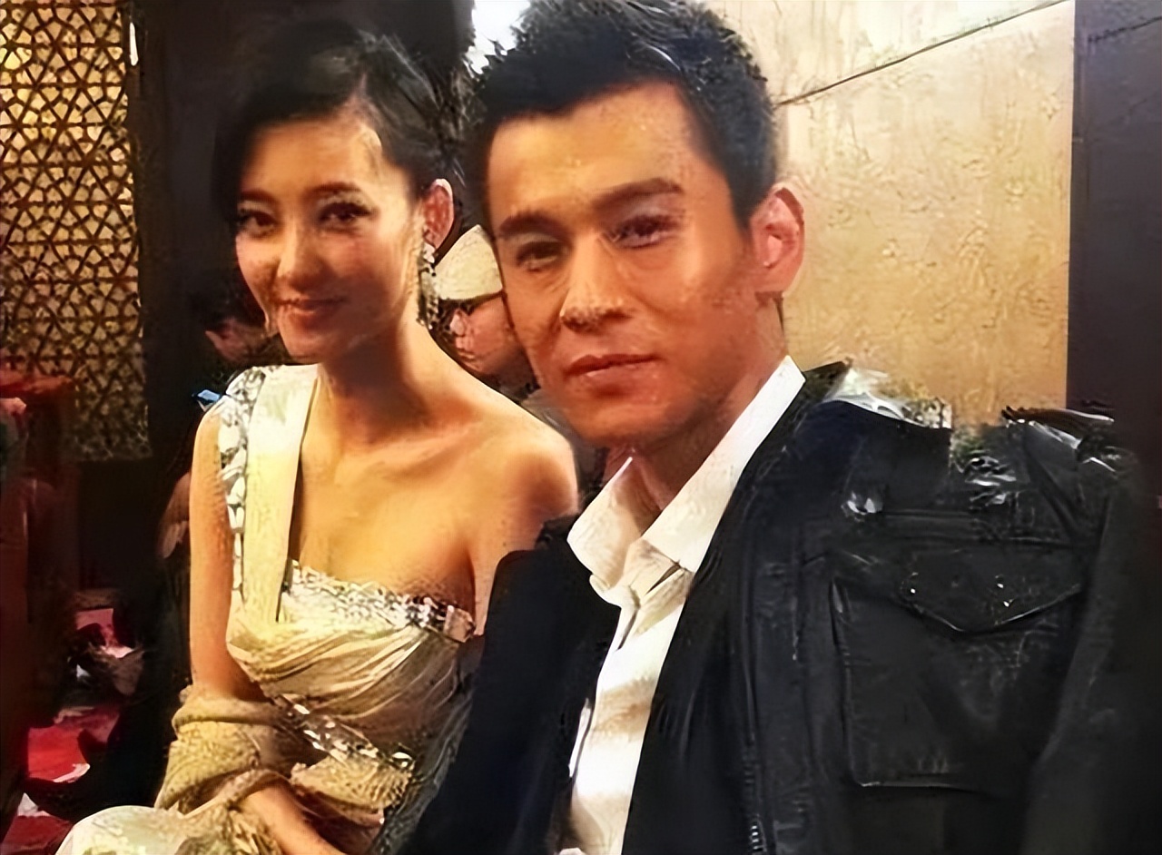 _诈骗13.9亿、金条茅台垫桌腿，王丽坤"豪门"成噩梦 ，刘涛深受其害_诈骗13.9亿、金条茅台垫桌腿，王丽坤"豪门"成噩梦 ，刘涛深受其害