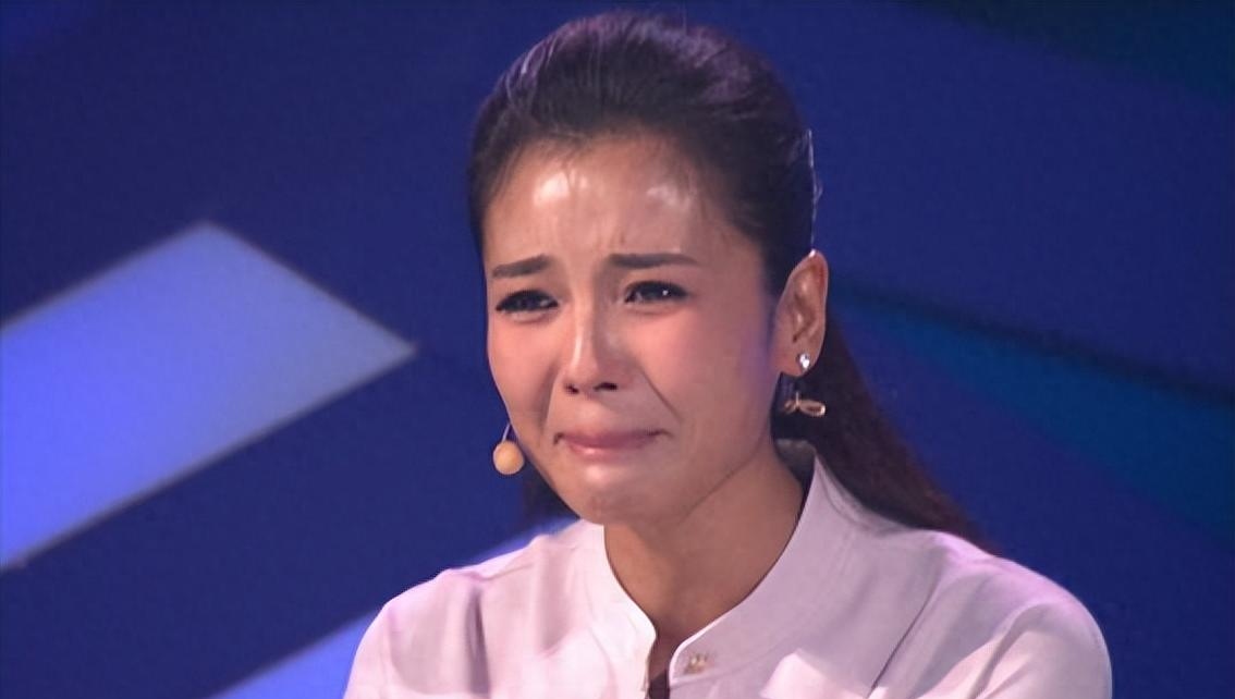 诈骗13.9亿、金条茅台垫桌腿，王丽坤"豪门"成噩梦 ，刘涛深受其害__诈骗13.9亿、金条茅台垫桌腿，王丽坤"豪门"成噩梦 ，刘涛深受其害