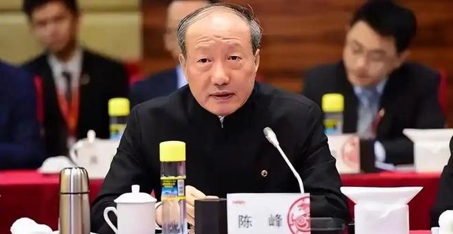 _比恒大还惨！中国第二大民企轰然倒塌，负债7500亿，创始人被带走_比恒大还惨！中国第二大民企轰然倒塌，负债7500亿，创始人被带走