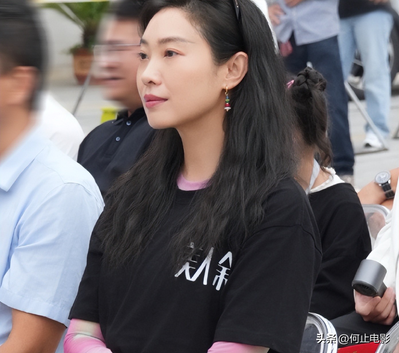 _她是《老舅》中的舅妈，人到中年又火一次，老公是名导儿子叫满意_她是《老舅》中的舅妈，人到中年又火一次，老公是名导儿子叫满意