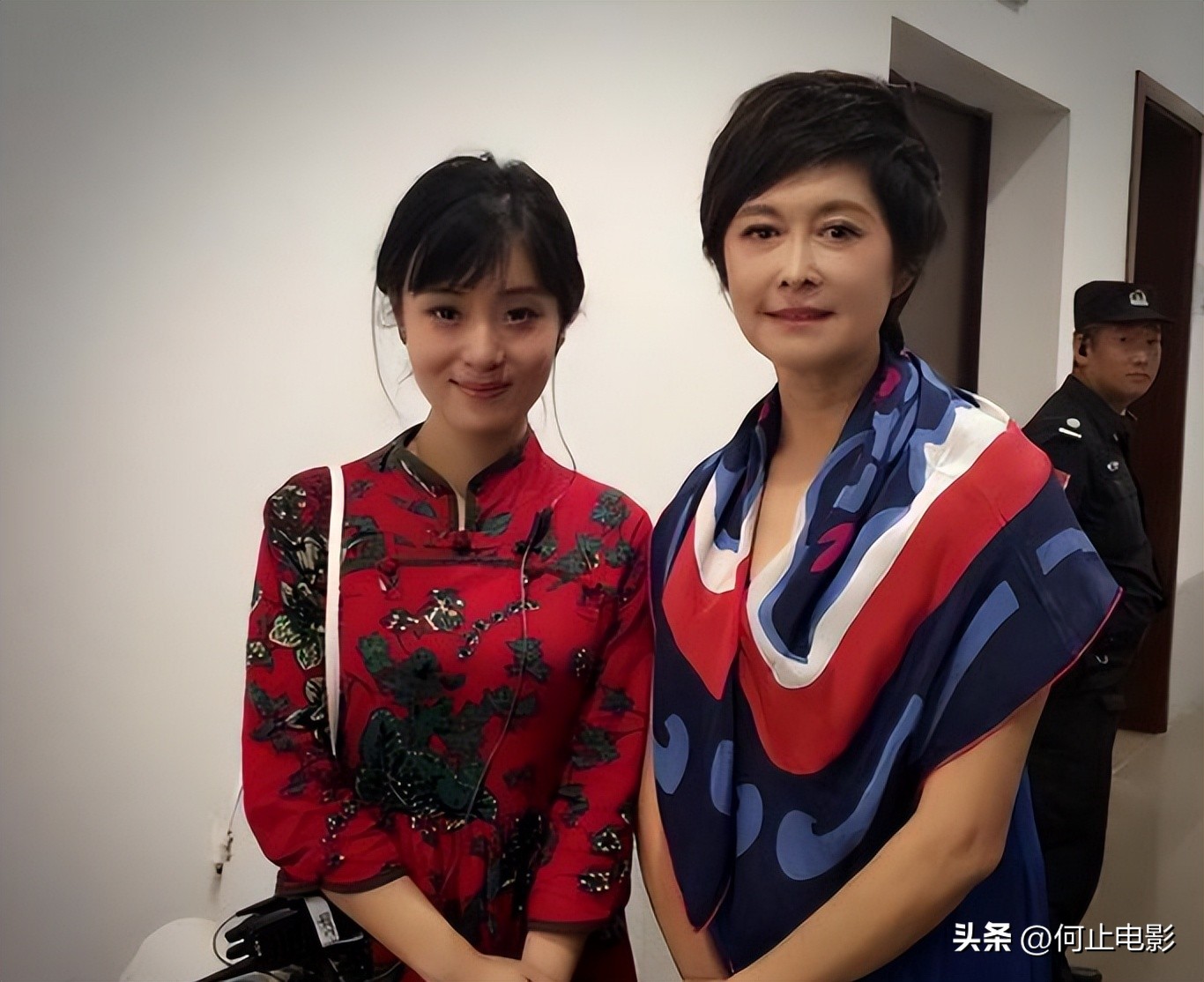 父亲身价亿万，母亲央视名嘴敬一丹，她嫁英国老公扎根农村做公益_父亲身价亿万，母亲央视名嘴敬一丹，她嫁英国老公扎根农村做公益_