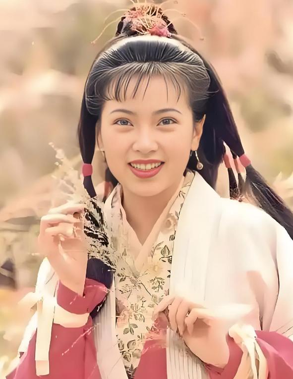 _从“最美郭芙”到疯批“豪门荡妇”，她是如何把一手好牌打烂的？_从“最美郭芙”到疯批“豪门荡妇”，她是如何把一手好牌打烂的？