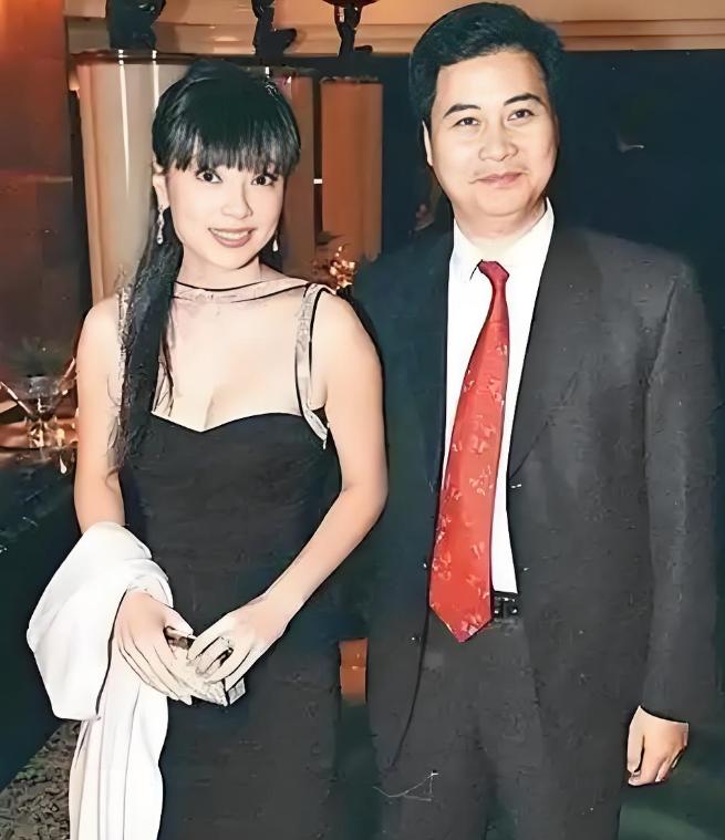 从“最美郭芙”到疯批“豪门荡妇”，她是如何把一手好牌打烂的？_从“最美郭芙”到疯批“豪门荡妇”，她是如何把一手好牌打烂的？_