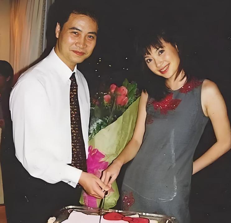 从“最美郭芙”到疯批“豪门荡妇”，她是如何把一手好牌打烂的？_从“最美郭芙”到疯批“豪门荡妇”，她是如何把一手好牌打烂的？_