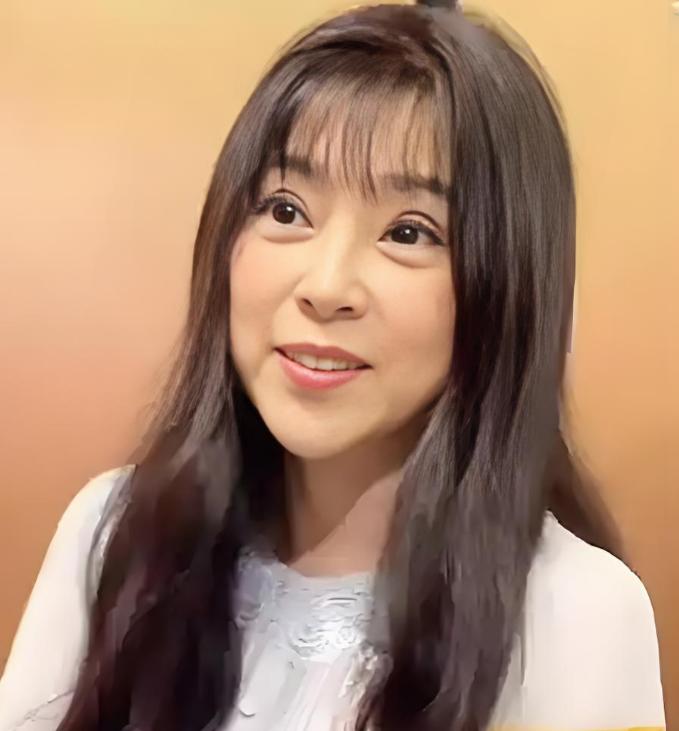 从“最美郭芙”到疯批“豪门荡妇”，她是如何把一手好牌打烂的？_从“最美郭芙”到疯批“豪门荡妇”，她是如何把一手好牌打烂的？_