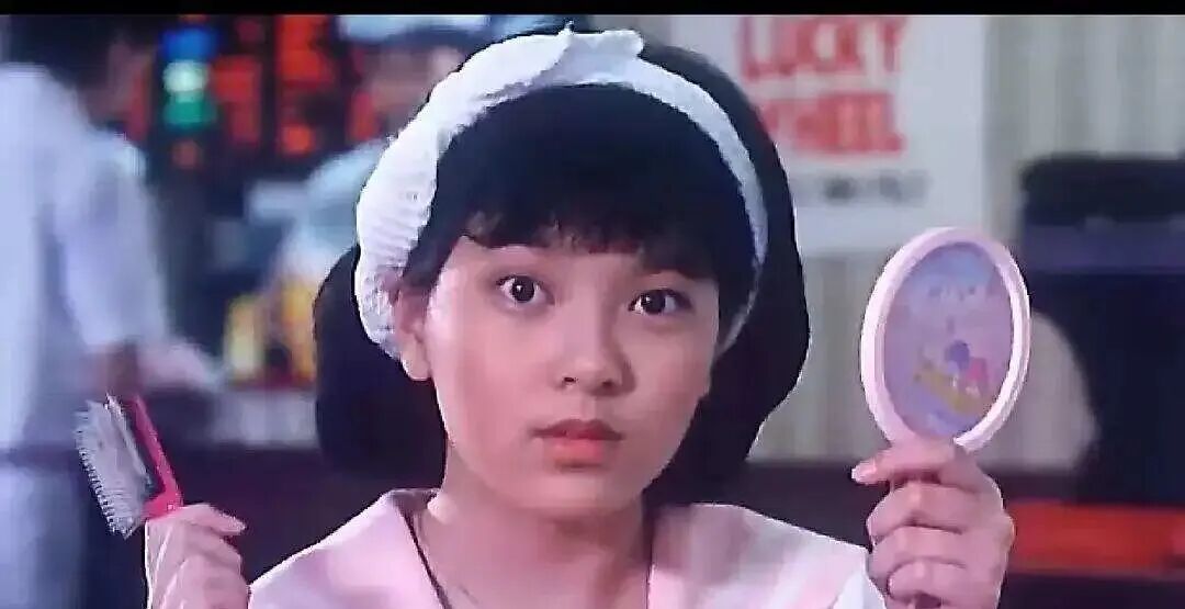 _从“最美郭芙”到疯批“豪门荡妇”，她是如何把一手好牌打烂的？_从“最美郭芙”到疯批“豪门荡妇”，她是如何把一手好牌打烂的？