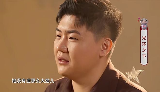 闫学晶哭穷风波升级！本人火速关评投诉相关内容，儿子账号设私密_闫学晶哭穷风波升级！本人火速关评投诉相关内容，儿子账号设私密_