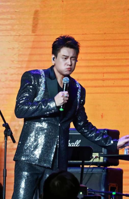 _五月天阿信ig互动_五月天阿信全名叫什么