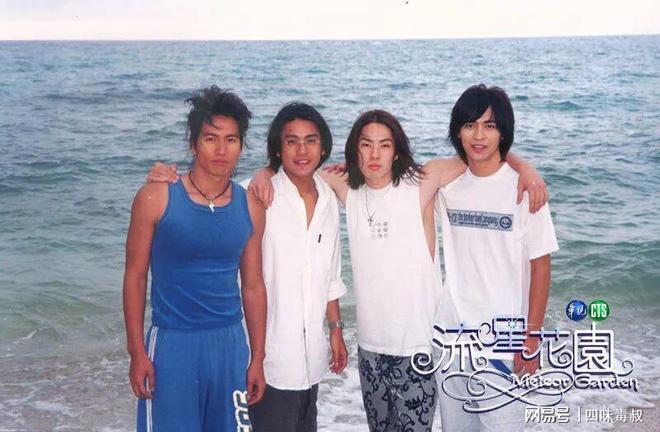 适合做偶像的励志人物_做人偶像集体剧男主是谁_