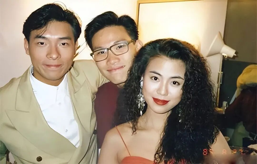 太想红，“艳星”的“黄”色探索_太想红，“艳星”的“黄”色探索_