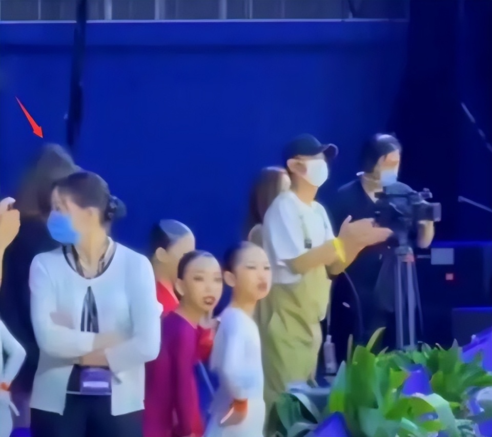 女朋友喝酒到烂醉如泥_女朋友喝醉是什么体验_