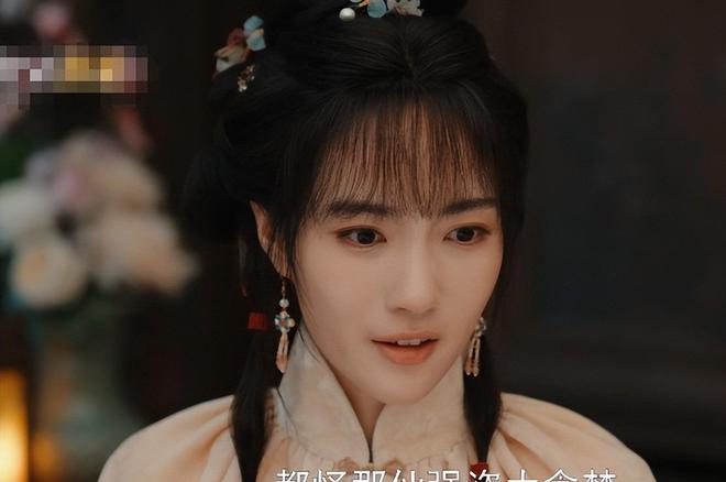 _娜扎gucci_古力娜扎神颜