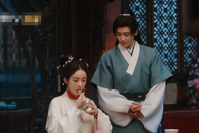 _娜扎gucci_古力娜扎神颜