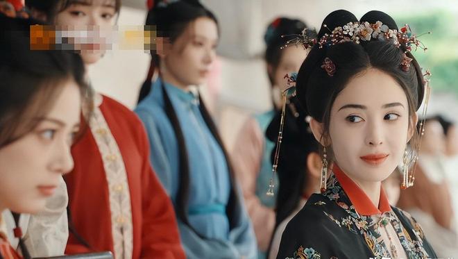 古力娜扎神颜_娜扎gucci_