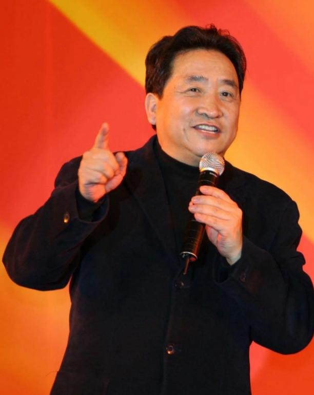 郭德纲说姜昆_郭德纲谈姜昆_