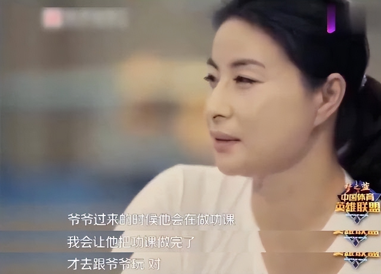 娶妻旺三代！44岁郭晶晶再次官宣喜讯，让霍震霆和香港豪门沉默了_娶妻旺三代！44岁郭晶晶再次官宣喜讯，让霍震霆和香港豪门沉默了_