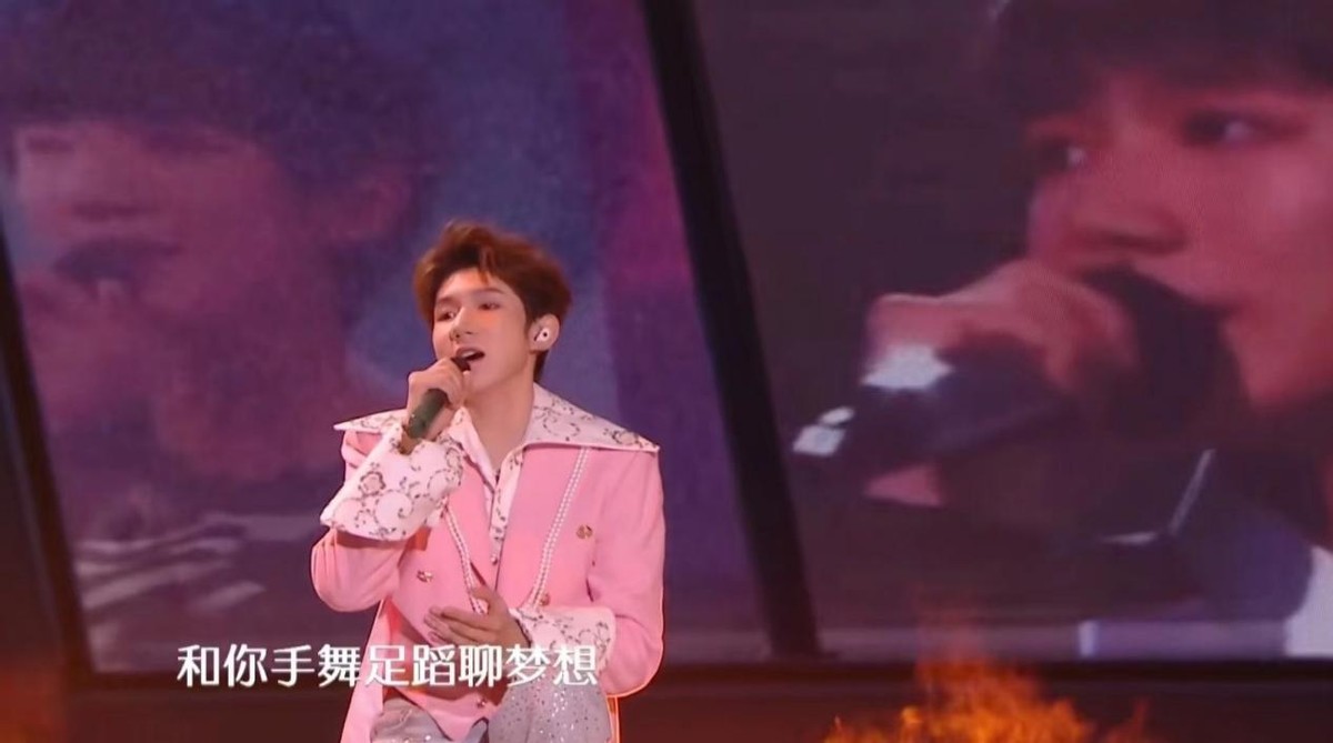 孟子义杨幂_杨幂2015参加那个跨年晚会_