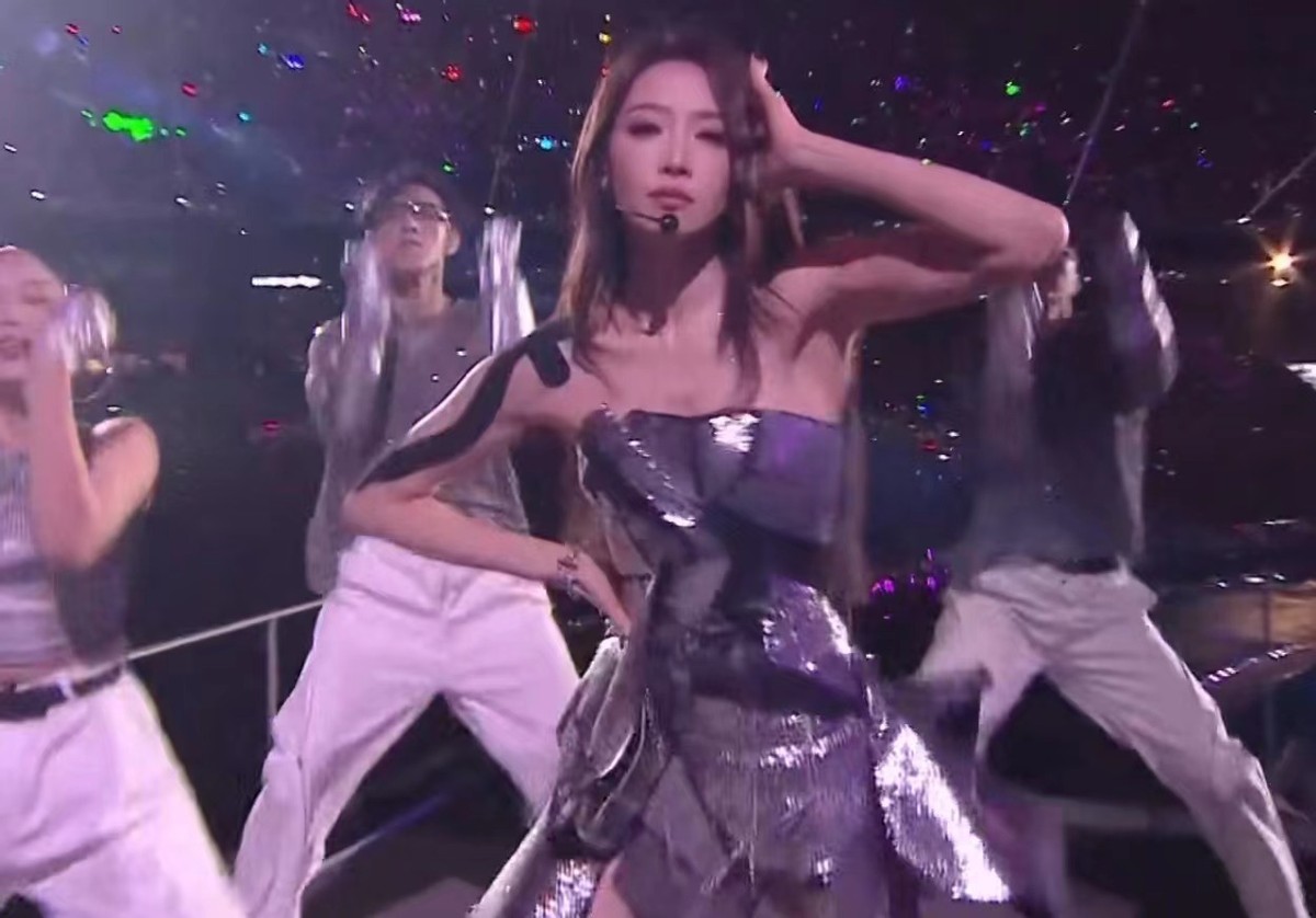 _孟子义杨幂_杨幂2015参加那个跨年晚会