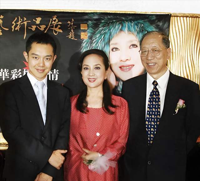 娱乐圈顶级帅哥都有谁__娱乐圈的帅哥排行榜