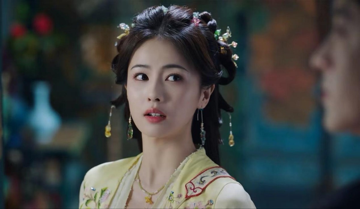 才播5集，冲到榜单第一，剧情过瘾，《白月梵星》成功让观众入坑_才播5集，冲到榜单第一，剧情过瘾，《白月梵星》成功让观众入坑_