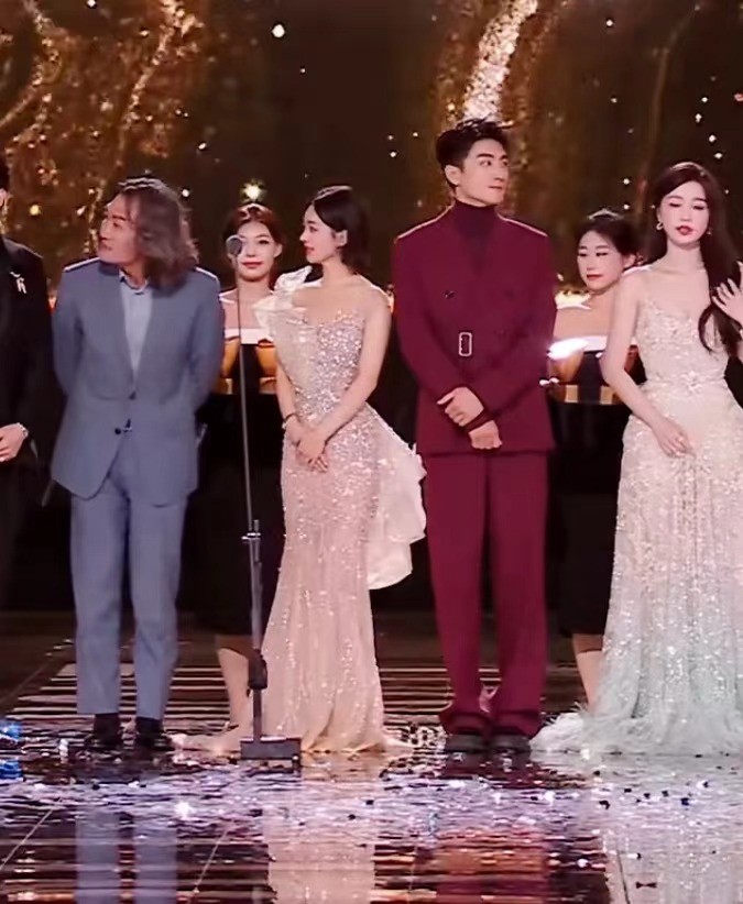 赵丽颖为林更新宣传新剧__赵丽颖林更新在一起过吗