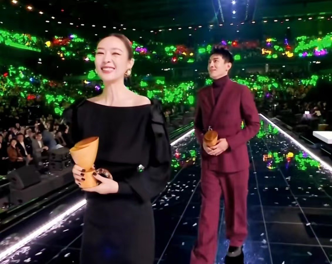 赵丽颖林更新在一起过吗_赵丽颖为林更新宣传新剧_