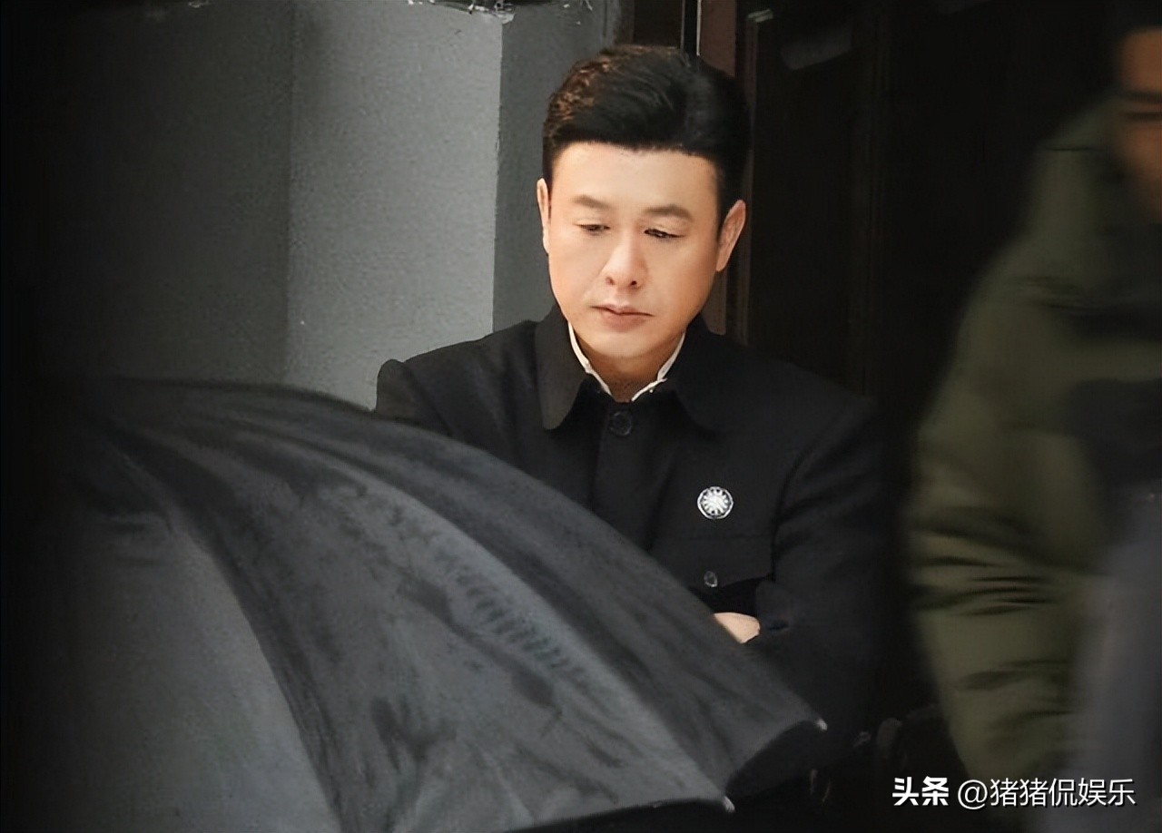 _继《潜伏》后，孙红雷再携谍战剧来袭，看清演员阵容，要爆了_继《潜伏》后，孙红雷再携谍战剧来袭，看清演员阵容，要爆了