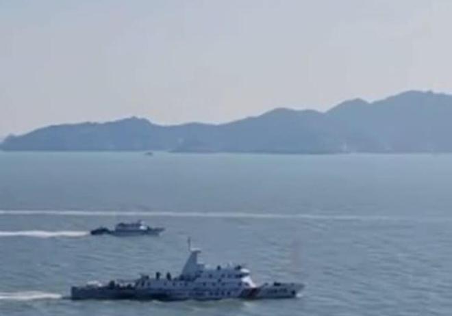 两岸舰艇发生对峙,所有舰艇摘除炮衣,台军方已下令,可采取措施__舰对岸导弹