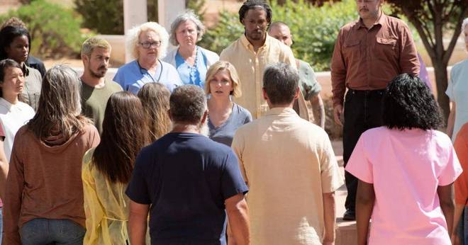 库克发了张疑似 AI 生图，把反 AI 神剧《同乐者》给背刺了_库克发了张疑似 AI 生图，把反 AI 神剧《同乐者》给背刺了_