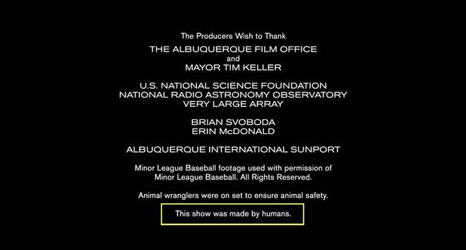 库克发了张疑似 AI 生图，把反 AI 神剧《同乐者》给背刺了__库克发了张疑似 AI 生图，把反 AI 神剧《同乐者》给背刺了