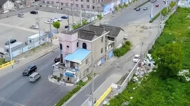 “不给6套房加1个亿，不搬”，钉子户张新国坚守14年，终败给现实_“不给6套房加1个亿，不搬”，钉子户张新国坚守14年，终败给现实_