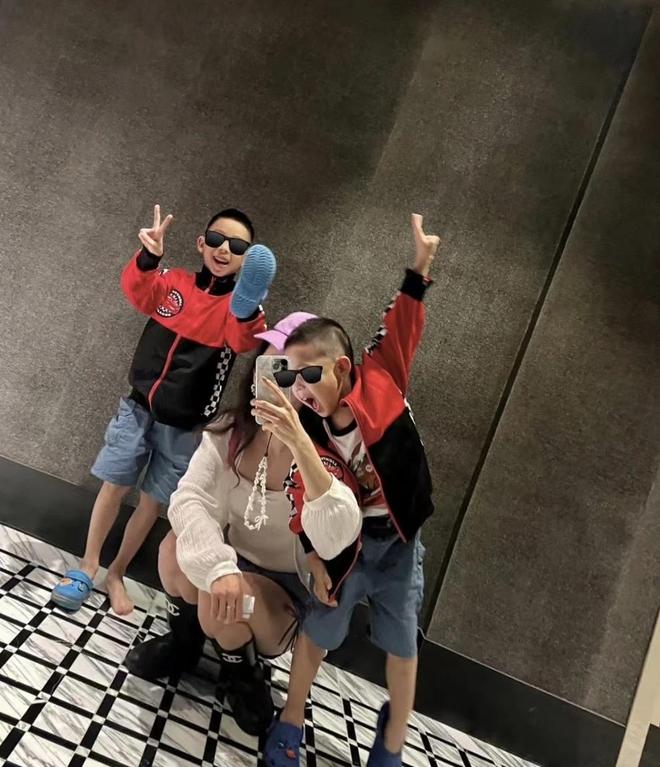 _绝美！马龙老婆和高圆圆同框竟没输！龙队疑送大束鲜花人比花娇_绝美！马龙老婆和高圆圆同框竟没输！龙队疑送大束鲜花人比花娇