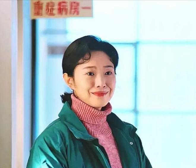 光涨年龄不涨演技！馒头脸，香肠唇，这些整容脸又来祸害央视剧了_光涨年龄不涨演技！馒头脸，香肠唇，这些整容脸又来祸害央视剧了_