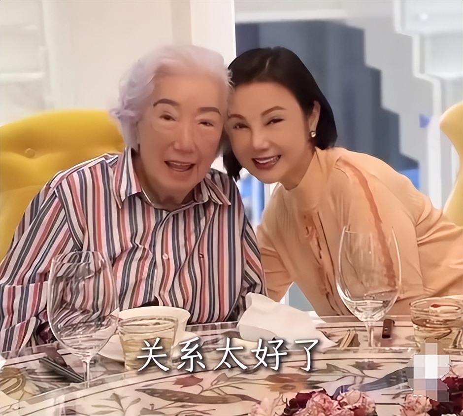 王祖贤林建岳_王祖贤甩头发动图_