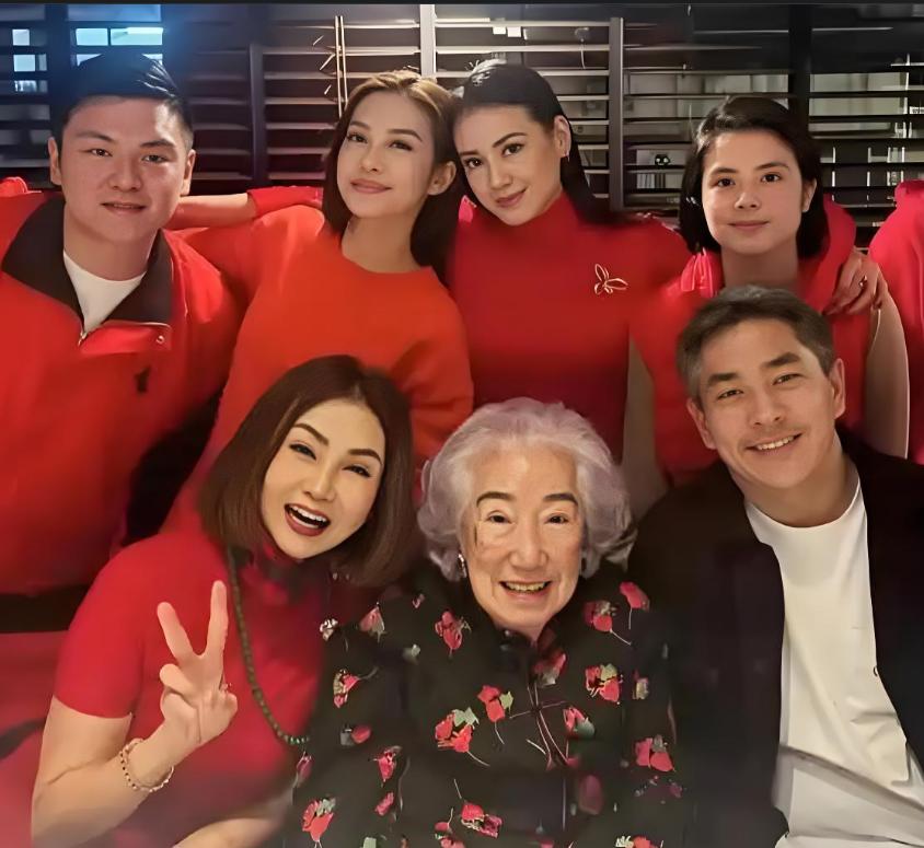 _王祖贤甩头发动图_王祖贤林建岳