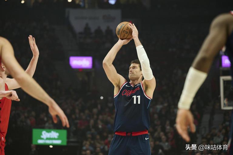 哈登3圣诞配色可以买吗_哈登圣诞节配色_